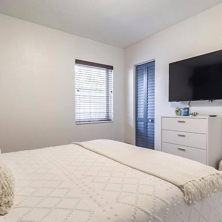 Central Nautical Themed 4 Bed 2 Bath Home Fort Lauderdale Zewnętrze zdjęcie
