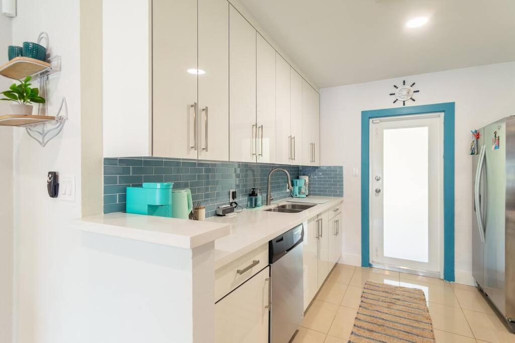 Central Nautical Themed 4 Bed 2 Bath Home Fort Lauderdale Zewnętrze zdjęcie