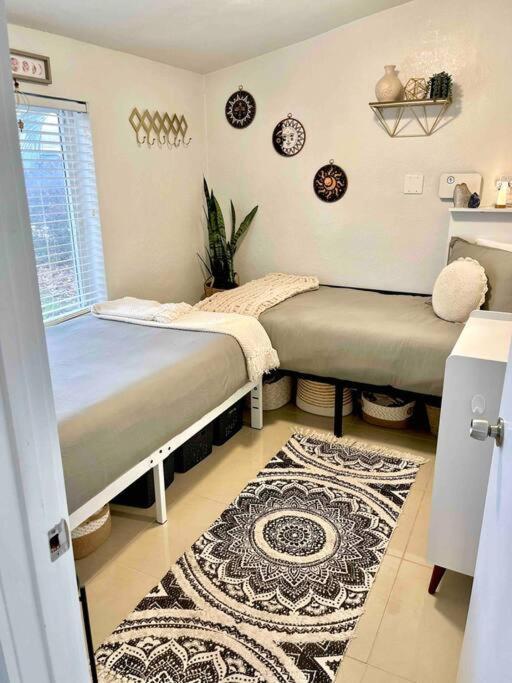 Central Nautical Themed 4 Bed 2 Bath Home Fort Lauderdale Zewnętrze zdjęcie